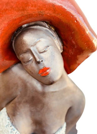 Keramisch Beeldje Wit - Rood - Keramiek - Bernadette te Wierik