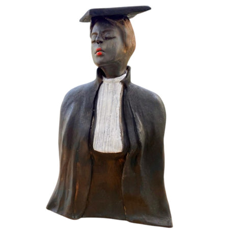 Keramisch Beeldje Advocaat Zwart Handgemaakt Incl. Sokkel 17 cm Afscheidscadeau & Relatiegeschenk