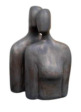 Keramisch beeldje “Full in Love” – handgemaakt liefdevol cadeau – 12x8x7 cm