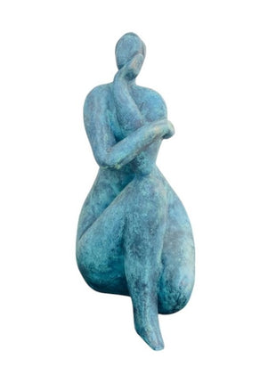 Keramisch Beeldje ‘In Alle Rust’ – Bronsgroen – Handgemaakt – 20×10×11 cm – Kunstdecoratie