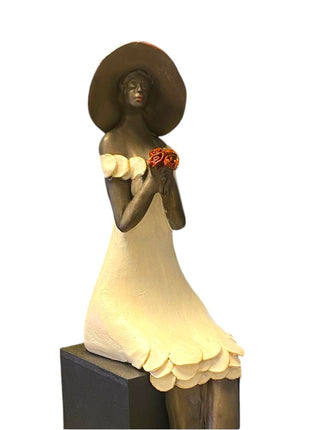 Verzonken in Gedachten incl. Houten Sokkel - Keramische Beeld - Keramiek - Bernadette te Wierik